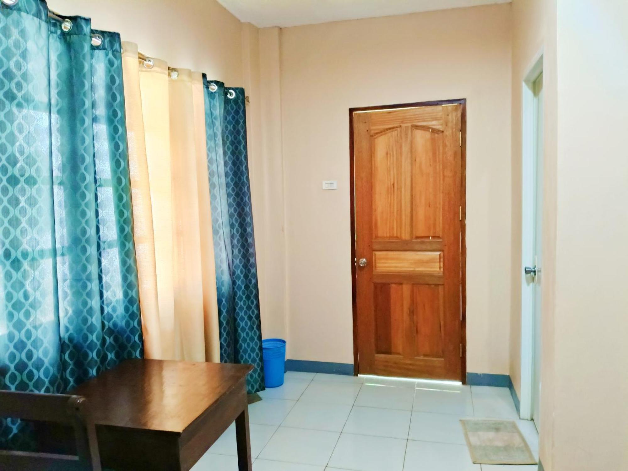 James Homestay Siquijor Rum bild