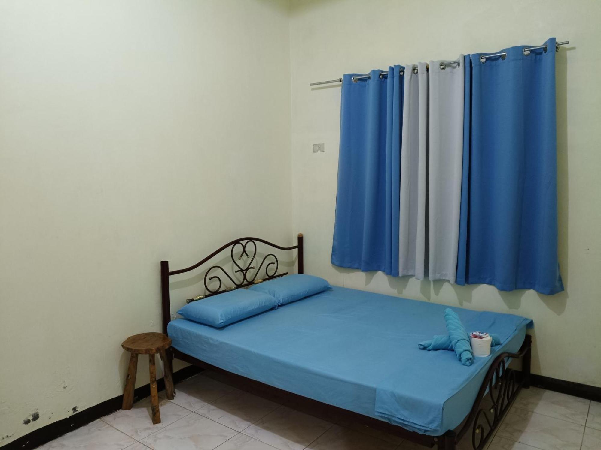 James Homestay Siquijor Rum bild