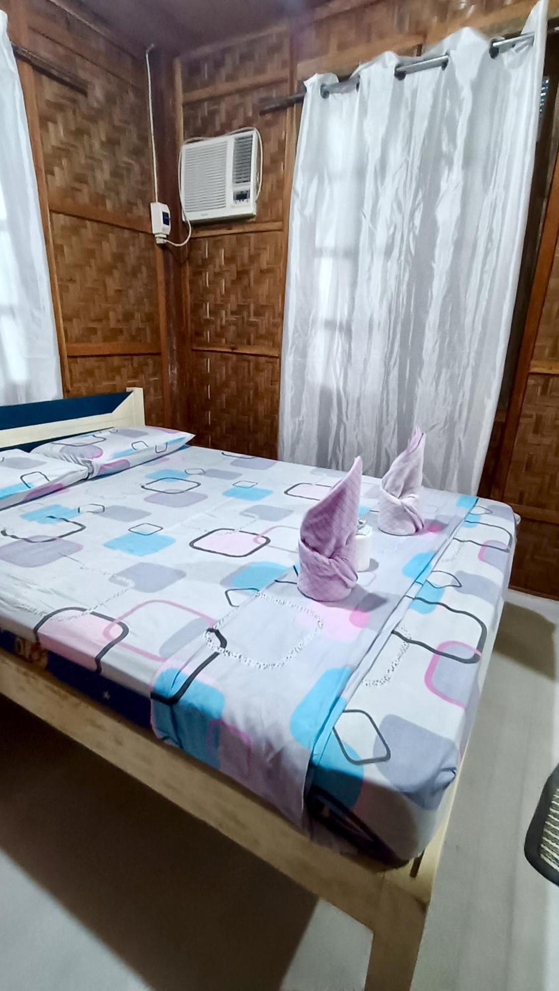 James Homestay Siquijor Exteriör bild