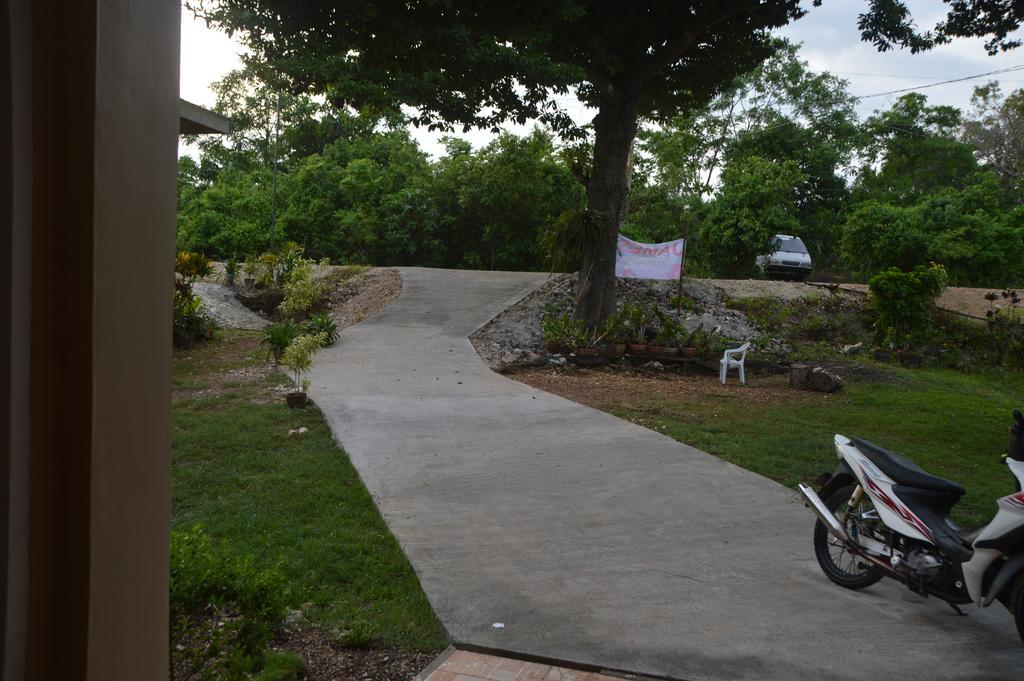 James Homestay Siquijor Exteriör bild