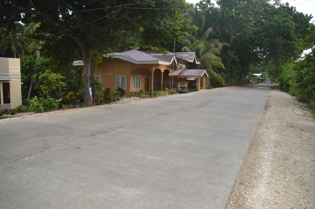 James Homestay Siquijor Exteriör bild